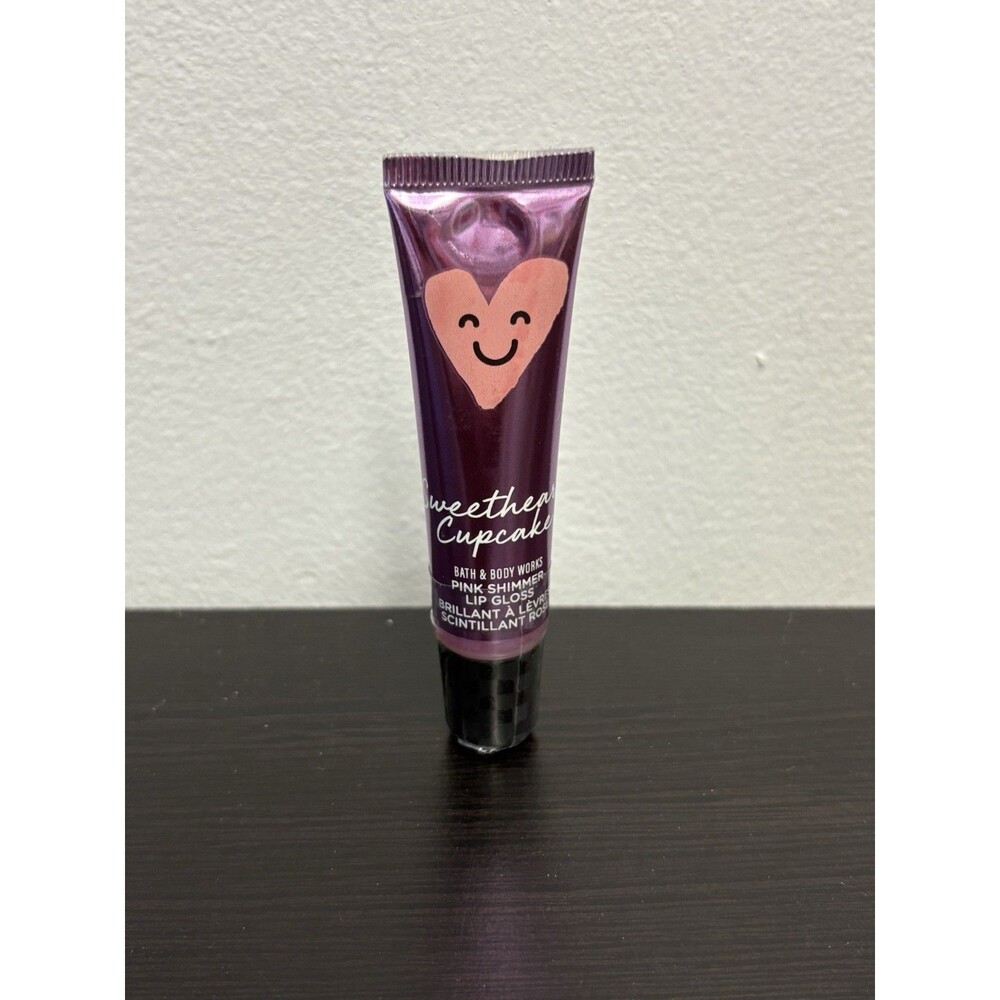 BATH & BODY WORKS ~ PINK SHIMMER LIP GLOSS ~ SWEETHEART CUPCAKE ~ .47 OZ UNBOXED